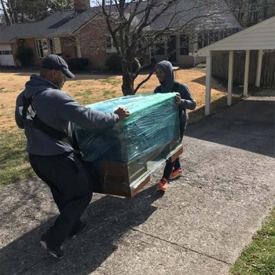 mover hauling furniture 2